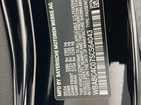 Certified 2025 BMW M850i xDrive Coupe image 32