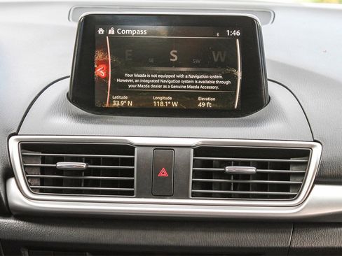 Used 2017 MAZDA MAZDA3 Touring image 16