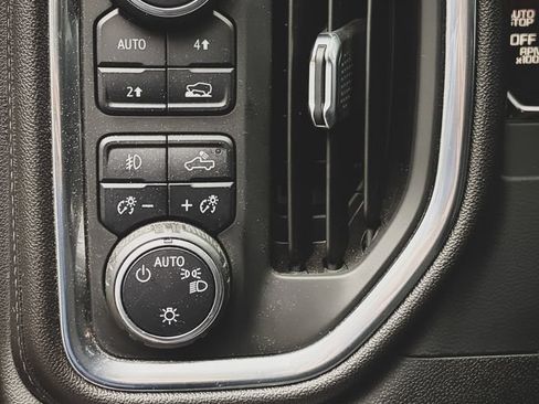 Used 2021 Chevrolet Silverado 1500 RST w/ LPO, Dark Essentials Package AWD/4WD image 8