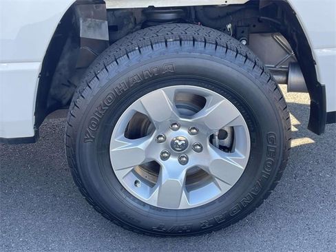 Used 2023 RAM 1500 Big Horn image 24