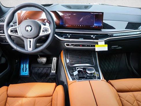 New 2026 BMW X5 M60i w/ Climate Comfort Package image 21