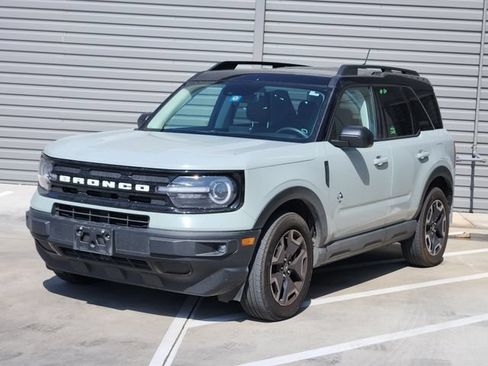 Used 2021 Ford Bronco Sport Outer Banks w/ Outer Banks Package AWD/4WD image 4