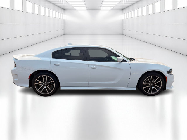 Used 2022 Dodge Charger R/T w/ Plus Group RWD image 4