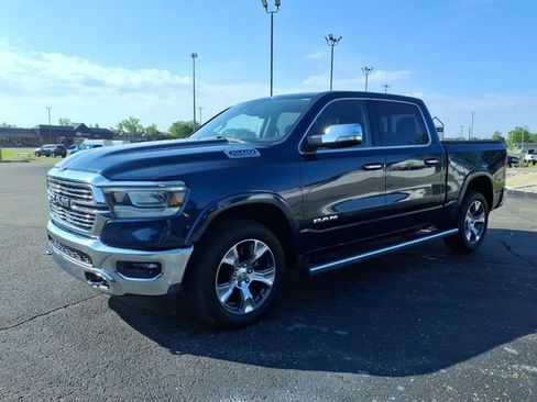 Used 2022 RAM 1500 Laramie AWD/4WD image 3