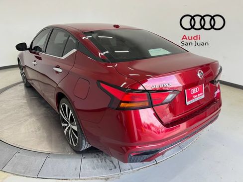 Used 2021 Nissan Altima 2.5 Platinum AWD/4WD image 35