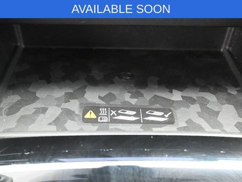 Used 2024 Chevrolet Colorado ZR2 w/ ZR2 Convenience Package III AWD/4WD image 26