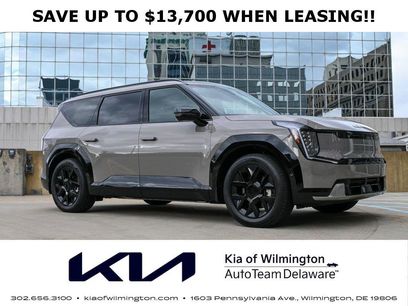 New 2026 Kia EV9 Land w/ Nightfall Edition Package