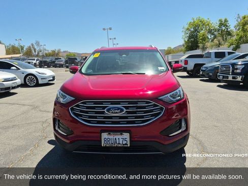 Used 2020 Ford Edge SEL w/ Convenience Package FWD image 2