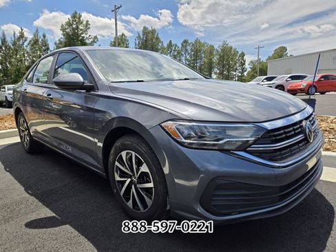 Used 2024 Volkswagen Jetta S FWD image 11