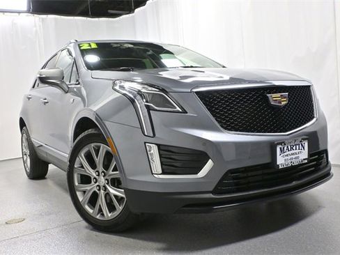 Certified 2021 Cadillac XT5 Sportv image 2