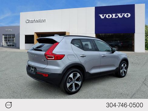 New 2026 Volvo XC40 B5 Plus w/ Climate Package image 3