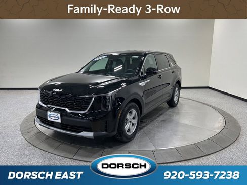 New 2026 Kia Sorento LX FWD image 1