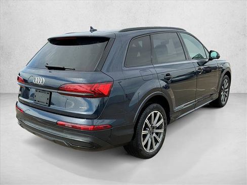 Used 2023 Audi Q7 2.0T Premium Plus w/ Premium Plus Package AWD/4WD image 5