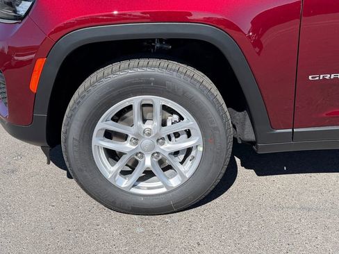 New 2026 Jeep Grand Cherokee Laredo X AWD/4WD image 21