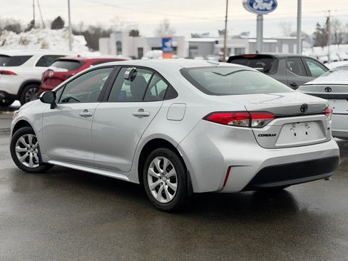 Used 2026 Toyota Corolla LE image 3