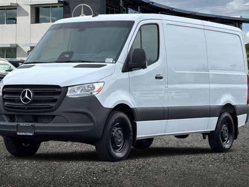 New 2026 Mercedes-Benz Sprinter 2500 image 8