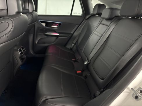 Certified 2025 Mercedes-Benz GLC 350e 4MATIC image 22