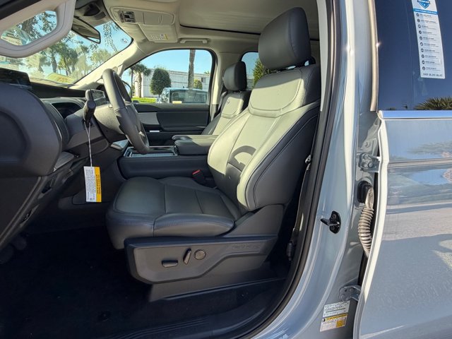 New 2026 Ford Expedition Max Active RWD image 10