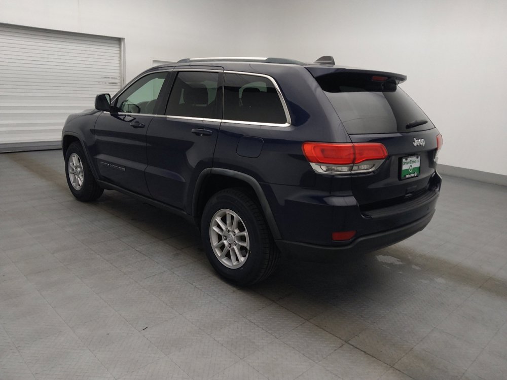 Used 2018 Jeep Grand Cherokee Laredo RWD image 3