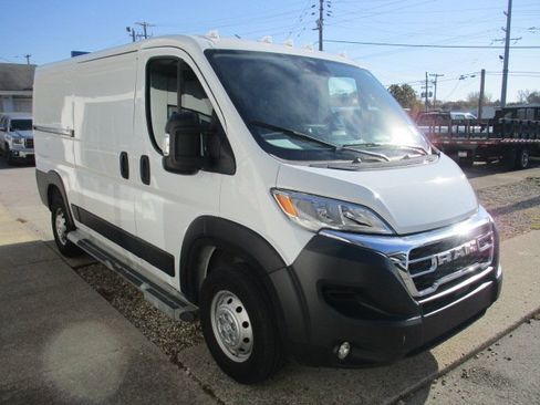 Used 2023 RAM ProMaster 2500 image 3