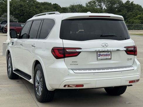 Used 2023 INFINITI QX80 Luxe w/ Cargo Package AWD/4WD image 4