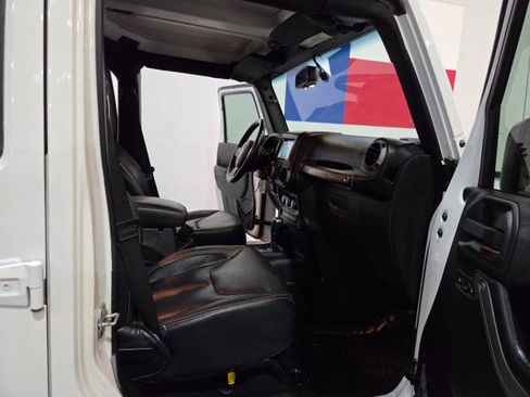 Used 2015 Jeep Wrangler Unlimited Sport w/ Quick Order Package 24S image 57