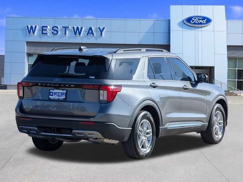 New 2025 Ford Explorer Active w/ Active Comfort Package image 33