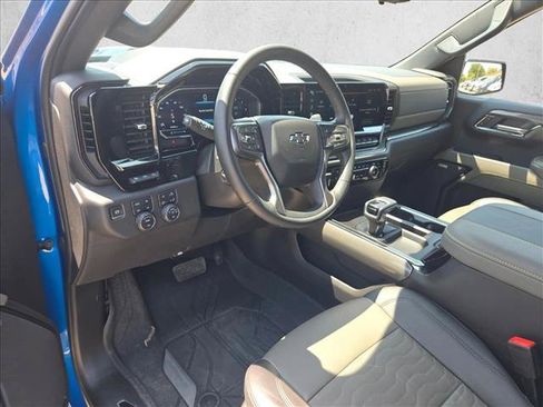 Used 2024 Chevrolet Silverado 1500 ZR2 w/ Technology Package AWD/4WD image 10