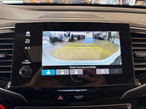 Used 2021 Honda Pilot Touring image 36