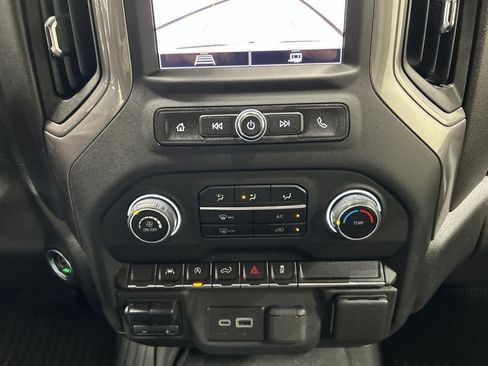 Used 2024 Chevrolet Silverado 1500 Custom AWD/4WD image 23