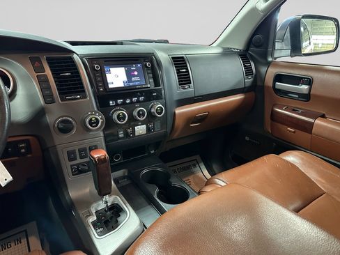 Used 2014 Toyota Sequoia Platinum AWD/4WD image 21