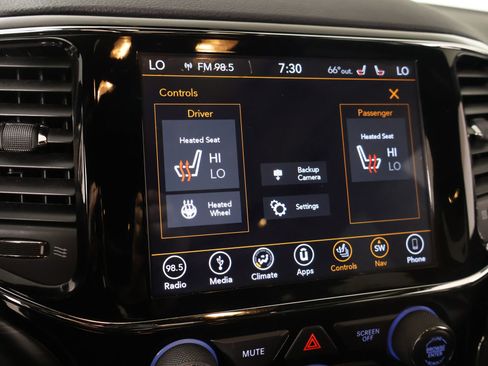 Used 2019 Jeep Grand Cherokee Altitude image 8