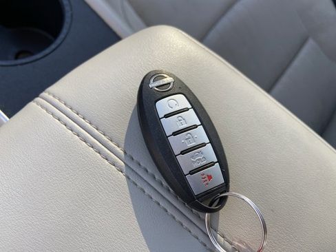 Used 2025 Nissan Altima 2.5 SV image 42