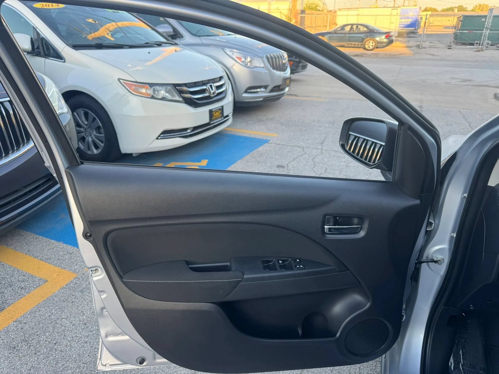 Used 2024 Mitsubishi Mirage SE FWD image 6