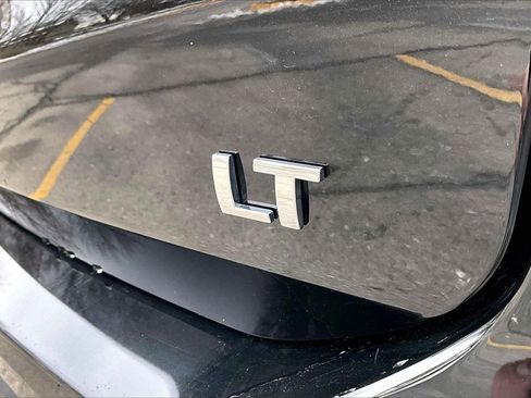 Used 2022 Chevrolet Equinox LT image 8