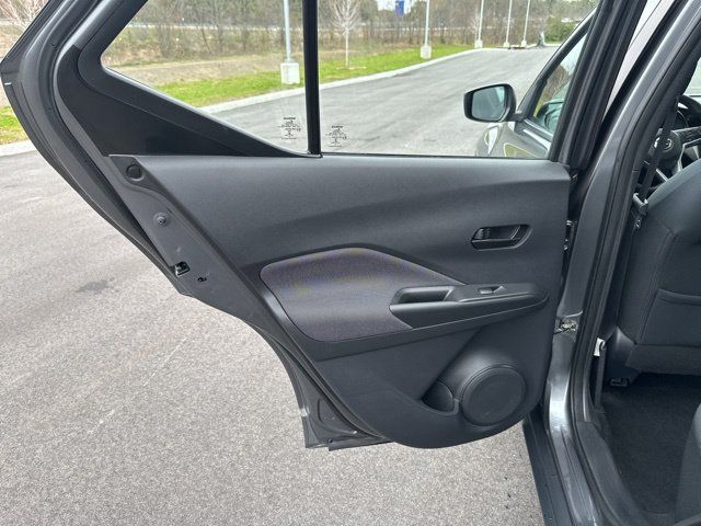Used 2019 Nissan Kicks S FWD image 16