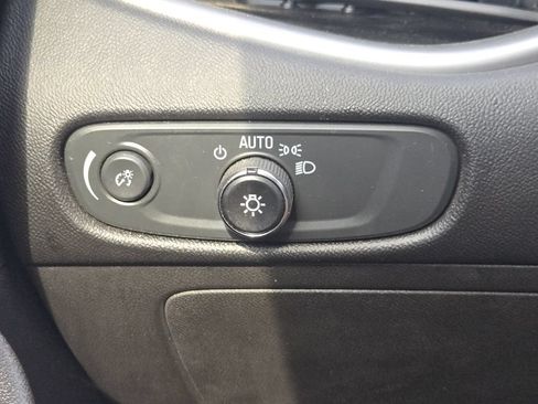 Used 2024 Chevrolet Malibu LT FWD image 22