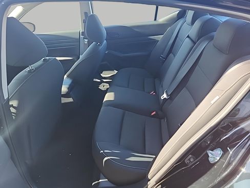 Used 2025 Nissan Altima 2.5 SV image 12