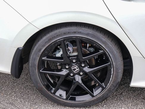 Certified 2025 Honda Civic Sport image 8
