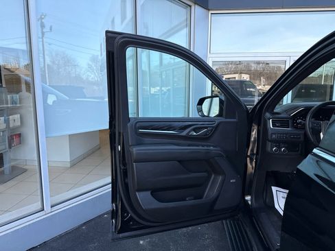 Used 2022 GMC Yukon Denali AWD/4WD image 13