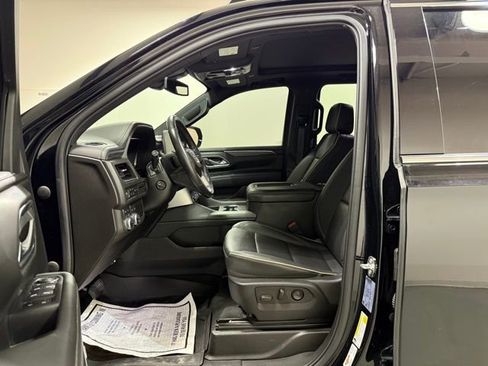 Certified 2022 GMC Yukon XL SLT w/ SLT Premium Package image 12