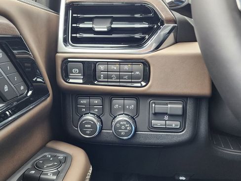 New 2026 GMC Yukon XL Denali Ultimate AWD/4WD image 20