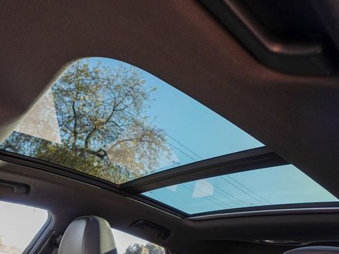 Used 2018 Audi Q3 2.0T Premium Plus w/ Premium Plus Package image 22