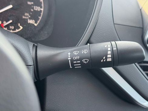 Used 2025 Nissan Altima 2.5 S FWD image 22