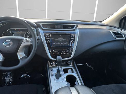Used 2018 Nissan Murano S image 22