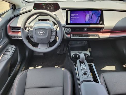 New 2026 Toyota Prius Plug-In Hybrid FWD image 7