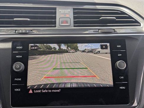 Used 2023 Volkswagen Tiguan SEL R-Line AWD/4WD image 14