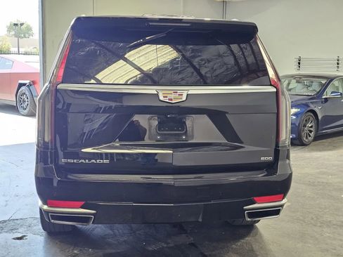 Used 2021 Cadillac Escalade ESV Premium Luxury AWD/4WD image 3