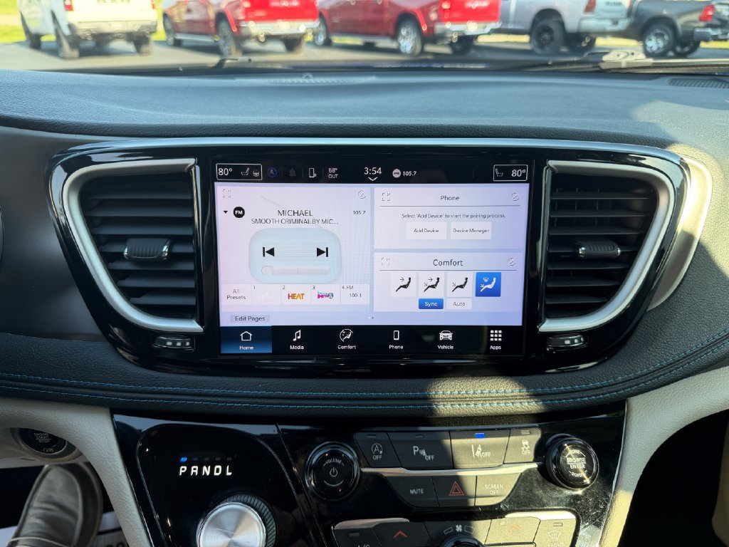 Used 2021 Chrysler Pacifica Touring AWD/4WD image 29