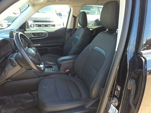 Used 2023 Ford Bronco Sport Badlands image 8